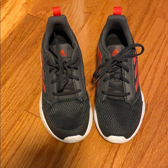 NWOT Adidas Kids Altarun Running Shoes - Picture 10 of 13